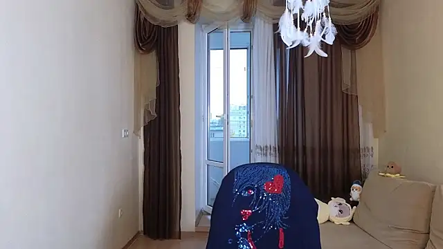 Snapshot of Milana_Milky chatting on 10.20.25 Milana Milky online show from 10.20.25