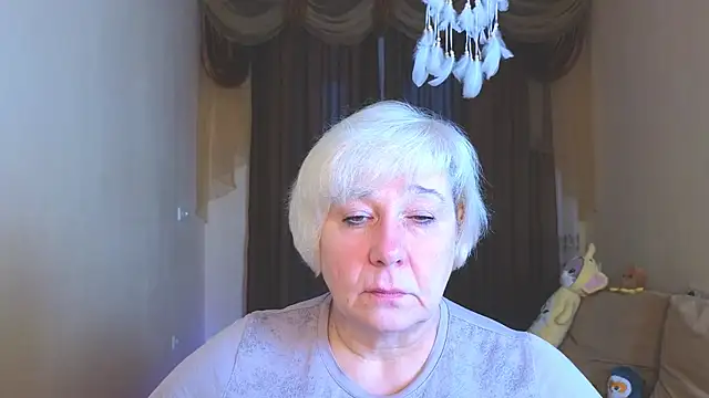 Snapshot of Milana_Milky chatting on 12.02.25 Milana Milky online show from 12.02.25