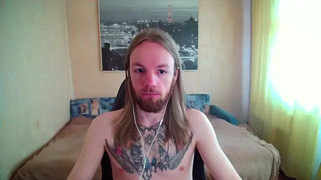 Snapshot of AdamDickens chatting on 06.26.26 AdamDickens online show from 06.26.26