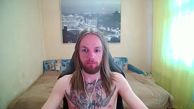 Snapshot of AdamDickens chatting on 06.30.26 AdamDickens online show from 06.30.26