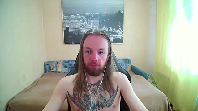 Snapshot of AdamDickens chatting on 07.12.26 AdamDickens online show from 07.12.26