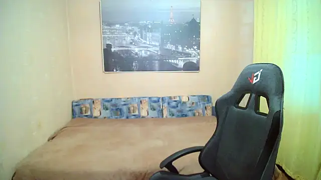 Snapshot of AdamDickens chatting on 07.16.26 AdamDickens online show from 07.16.26