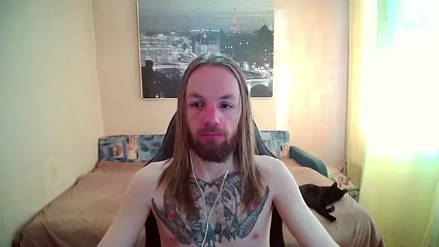 Snapshot of AdamDickens chatting on 07.19.26 AdamDickens online show from 07.19.26
