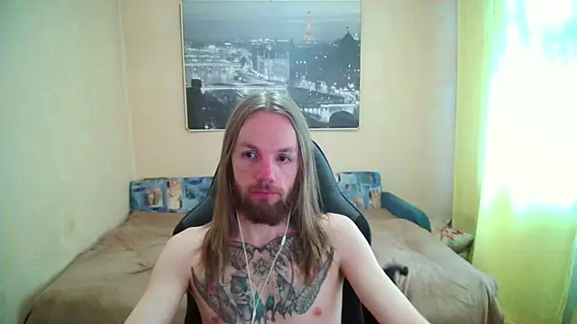 Snapshot of AdamDickens chatting on 07.24.26 AdamDickens online show from 07.24.26