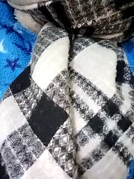 Snapshot of Miss-Lynda chatting on 02.11.26 Miss-Lynda online show from 02.11.26