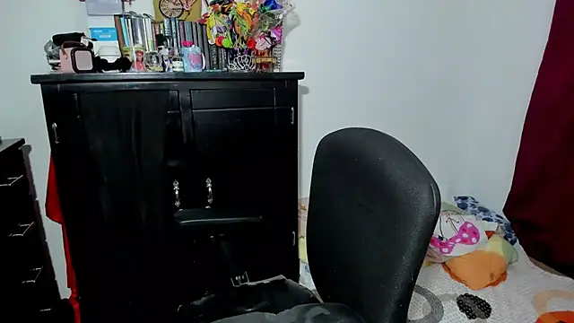 Snapshot of Ivy_horse_ chatting on 01.16.26 Ivy horse online show from 01.16.26