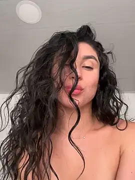 MonicaSalvatore online show from 02.01.26