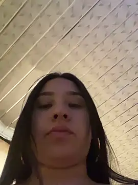 Snapshot of BELLAALEJA chatting on 09.12.25 BELLAALEJA online show from 09.12.25