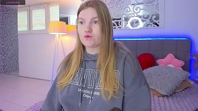 Snapshot of AshleyJoness chatting on 02.25.26 AshleyJoness online show from 02.25.26