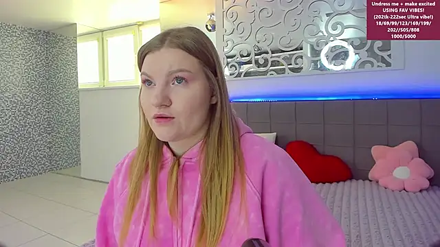 Snapshot of AshleyJoness chatting on 03.16.26 AshleyJoness online show from 03.16.26