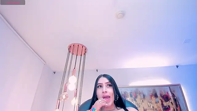 LeahLombardi  online show from 01.09.26