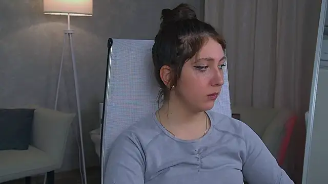 Snapshot of Mary_Miiller chatting on 11.14.25 Mary Miiller online show from 11.14.25