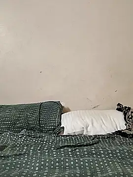 Snapshot of RENUKA_RAJPUT chatting on 09.27.25 RENUKA RAJPUT online show from 09.27.25