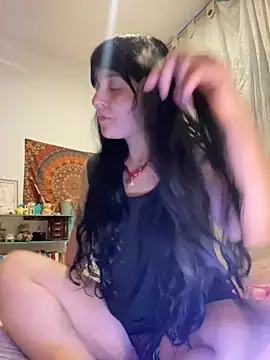 Snapshot of Abril_thompson98 chatting on 12.05.25 Abril thompson98 online show from 12.05.25