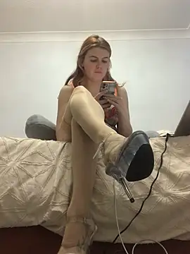 jasminebrooksx online show from 06.15.26