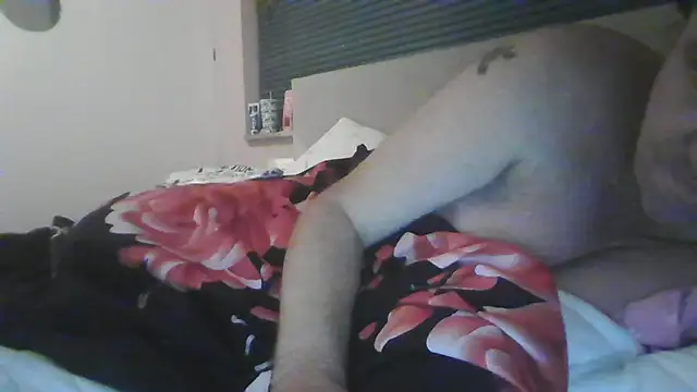 Snapshot of JasperGeil chatting on 09.20.25 JasperGeil online show from 09.20.25