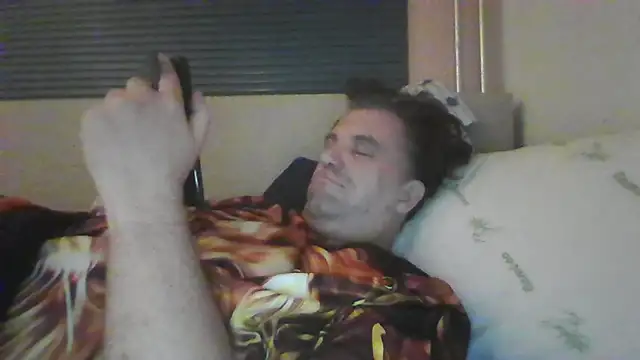 Snapshot of JasperGeil chatting on 10.15.25 JasperGeil online show from 10.15.25