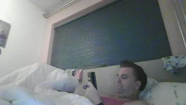 Snapshot of JasperGeil chatting on 10.22.25 JasperGeil online show from 10.22.25