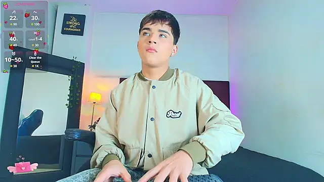 Lucass love online show from 12.18.25