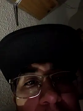 Escanorduck online show from 11.19.25