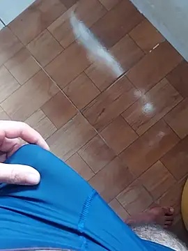 Snapshot of O_Mascarado_NK chatting on 12.04.25 O Mascarado NK online show from 12.04.25