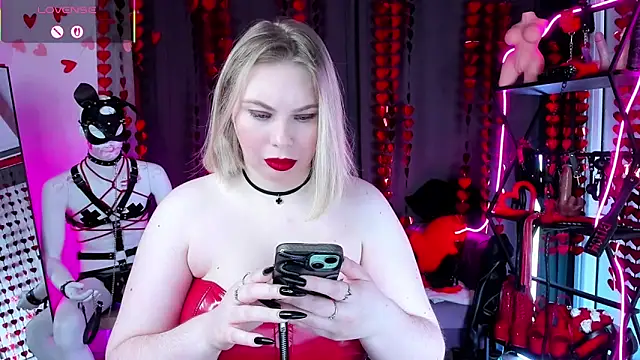 Anna Maxwell online show from 02.12.26