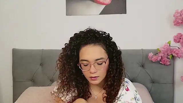 Taylor Tina online show from 03.20.26