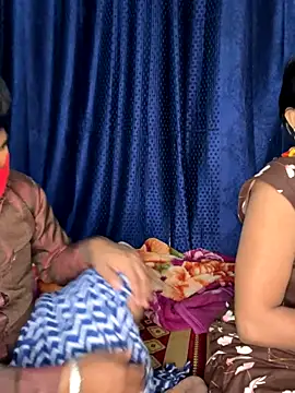 Snapshot of SEXY-SIMI-BHABI chatting on 12.02.25 SEXY-SIMI-BHABI online show from 12.02.25