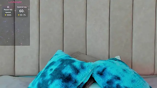  Zahiira  online show from 02.24.26