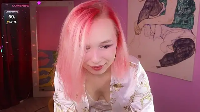 NaomiYoru online show from 05.09.26