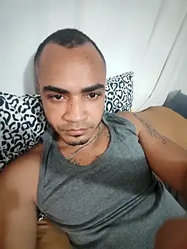 Snapshot of SanChacal5694 chatting on 09.18.25 SanChacal5694 online show from 09.18.25