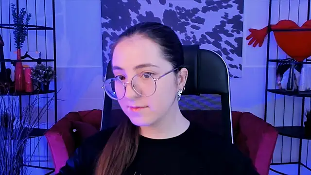 VirtuallVoyant online show from 09.24.25