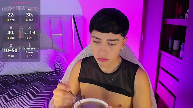 Matheewx m online show from 03.05.26