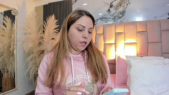 cloesummerr  online show from 03.11.26