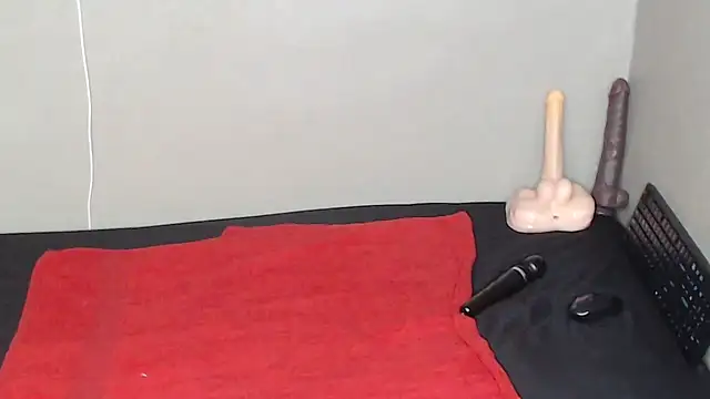 Snapshot of TrishahXo chatting on 02.05.26 TrishahXo online show from 02.05.26