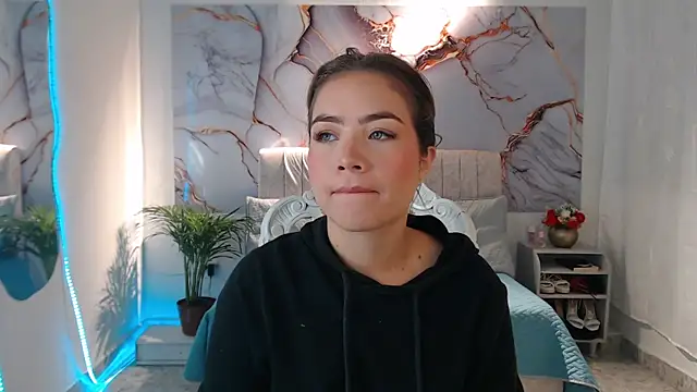  Tiffany1 online show from 09.10.25