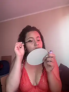 Snapshot of Yaya_watson chatting on 02.11.26 Yaya watson online show from 02.11.26