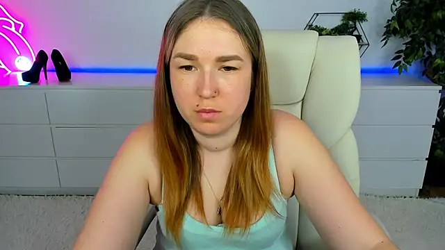 Snapshot of Sofii_darling chatting on 03.12.26 Sofii darling online show from 03.12.26