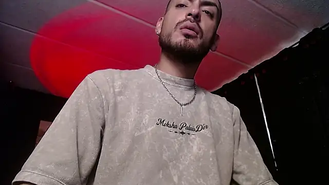 malek xarx  online show from 10.26.25