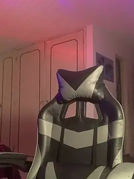 malek xarx  online show from 02.18.26