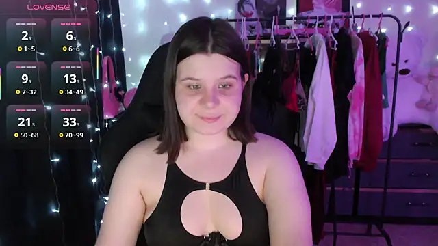 Snapshot of AmyVibess chatting on 05.21.26 AmyVibess online show from 05.21.26