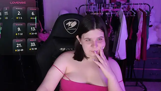 Snapshot of AmyVibess chatting on 06.18.26 AmyVibess online show from 06.18.26