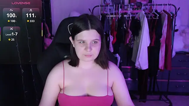 Snapshot of AmyVibess chatting on 06.20.26 AmyVibess online show from 06.20.26