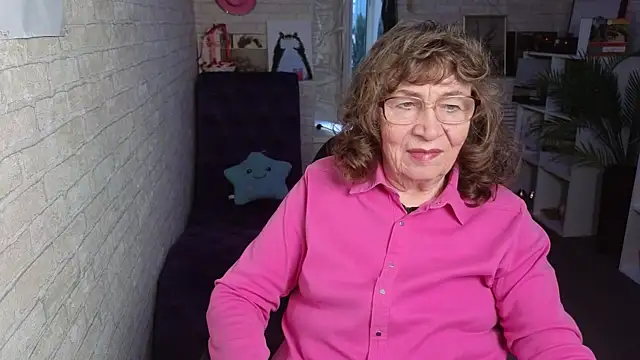 Betty Brick online show from 05.30.26
