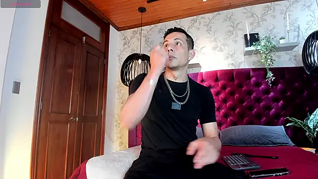 Dustin Sonne online show from 11.11.25