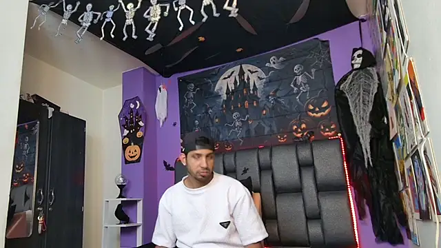 ashtoncooperr online show from 10.23.25