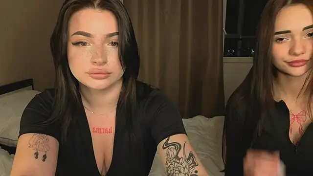 Snapshot of honey_____bunny chatting on 09.23.25 honey bunny online show from 09.23.25