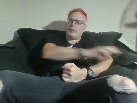 Snapshot of nerdy6 chatting on 10.21.25 nerdy6 online show from 10.21.25