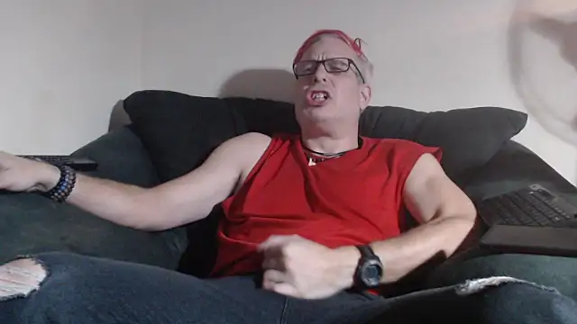 Snapshot of nerdy6 chatting on 12.19.25 nerdy6 online show from 12.19.25