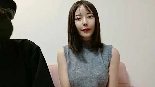 Snapshot of hinata_chan3 chatting on 10.20.25 hinata chan3 online show from 10.20.25